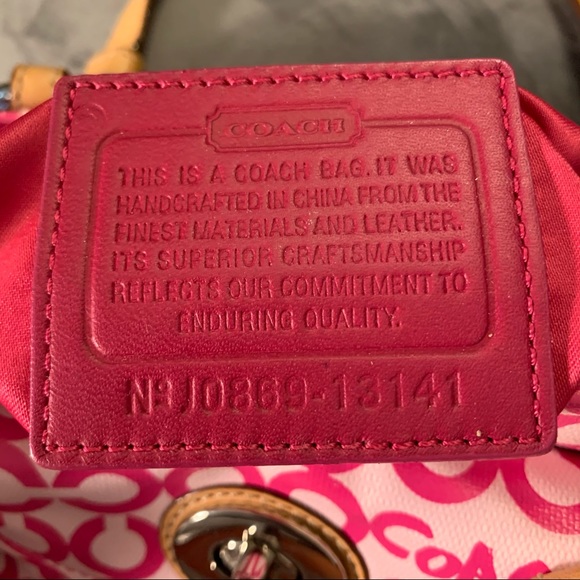 Like New Vintage Coach Shoulder Bag - Picture 3 of 5